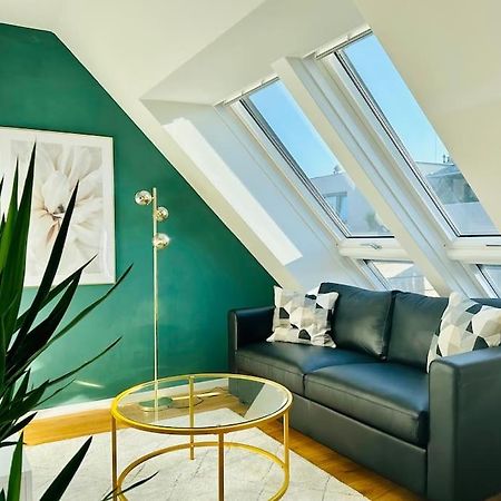 Sunny Terrace Penthouse With Ac - Self Check-In Viena Exterior foto